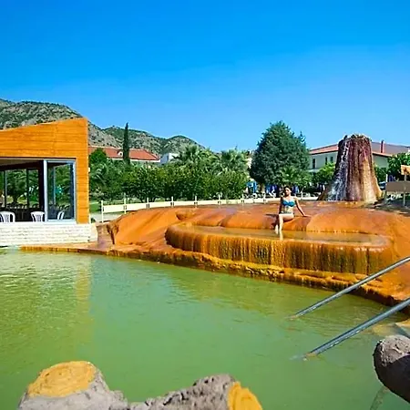 Lycus River Thermal Otel Kavakbasi