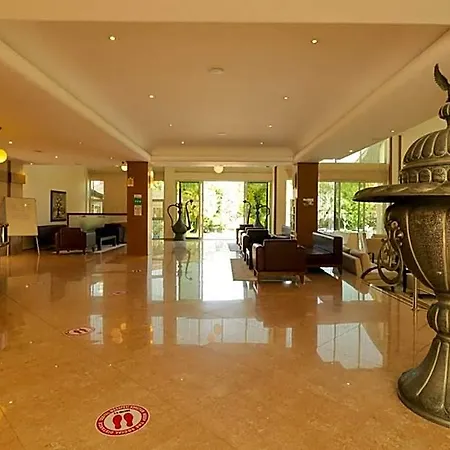 Lycus River Thermal Otel Kavakbasi